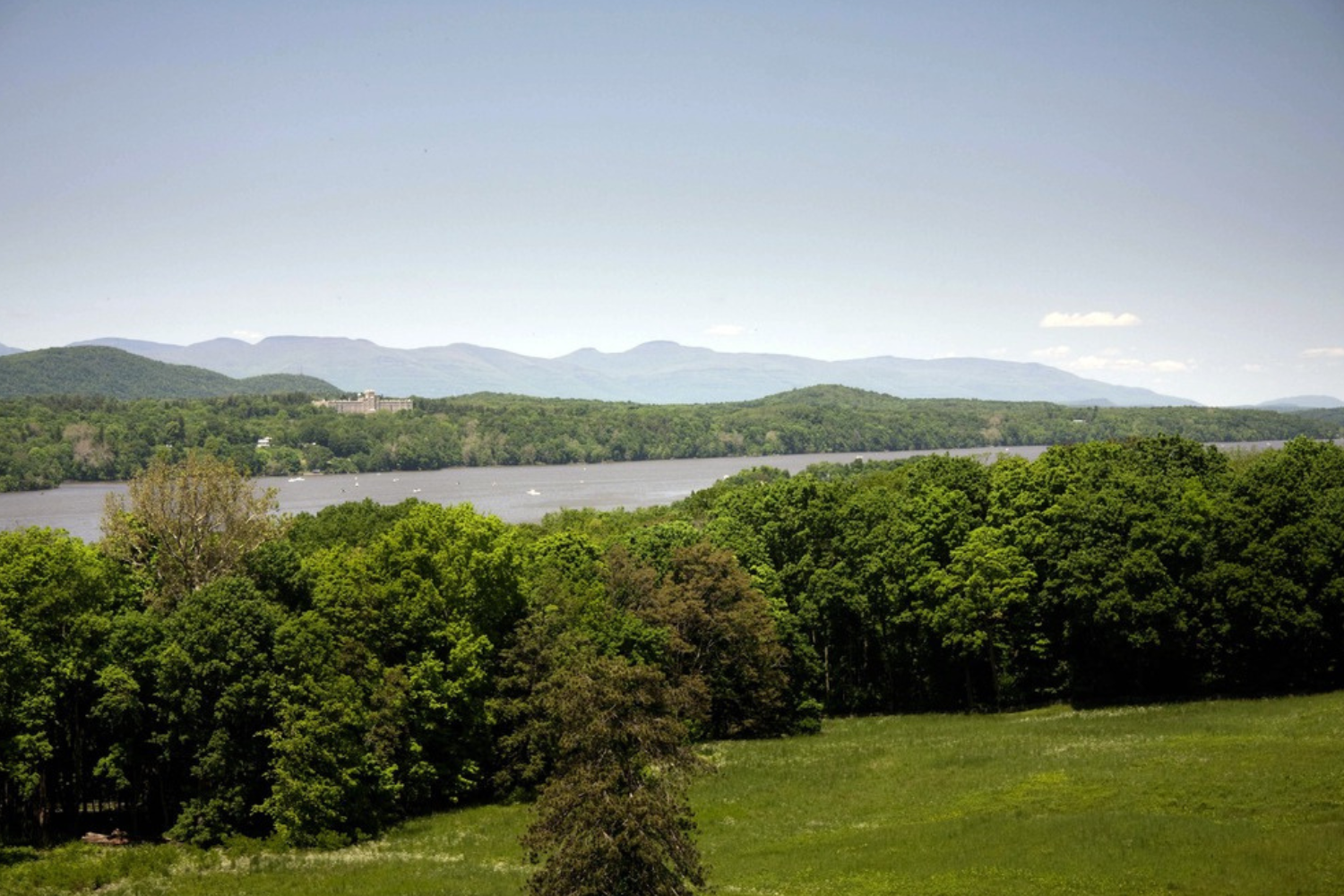 Recent Image of the Hudson River from the Vanderbilt Mansion